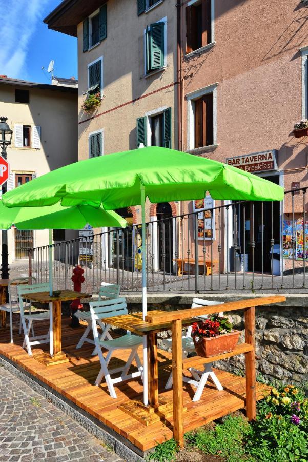 Taverna Affittacamere การ์โดเน ริเวียรา ภายนอก รูปภาพ